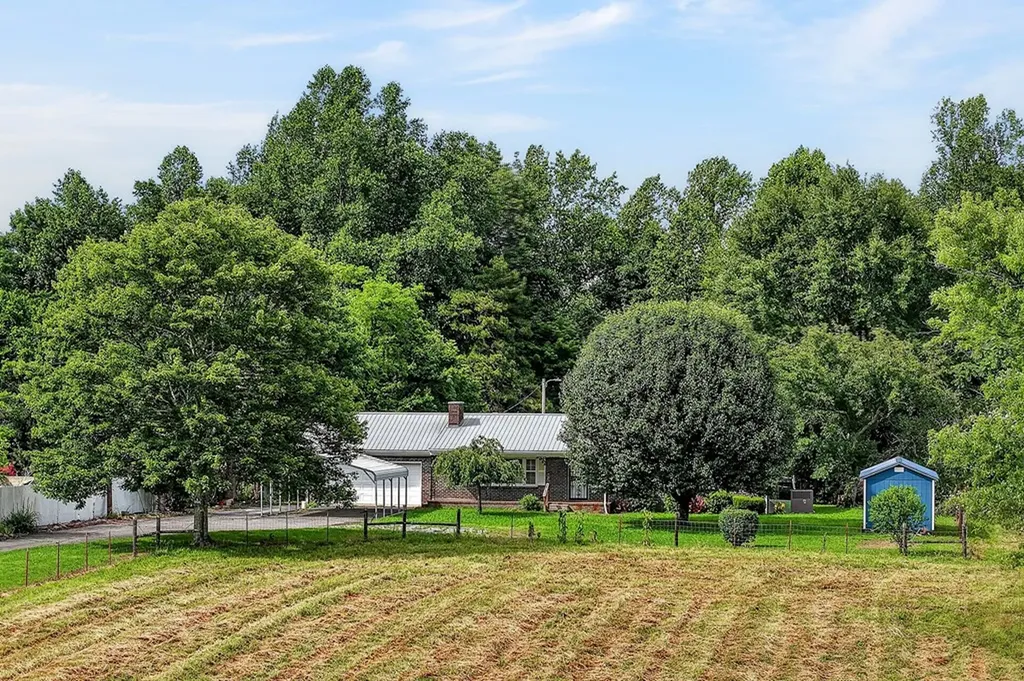 744 King Ridge Road Dowelltown TN 37059