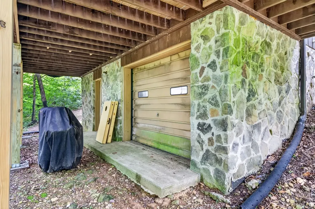 57 Steve Rich Road Red Boiling Springs TN 37150