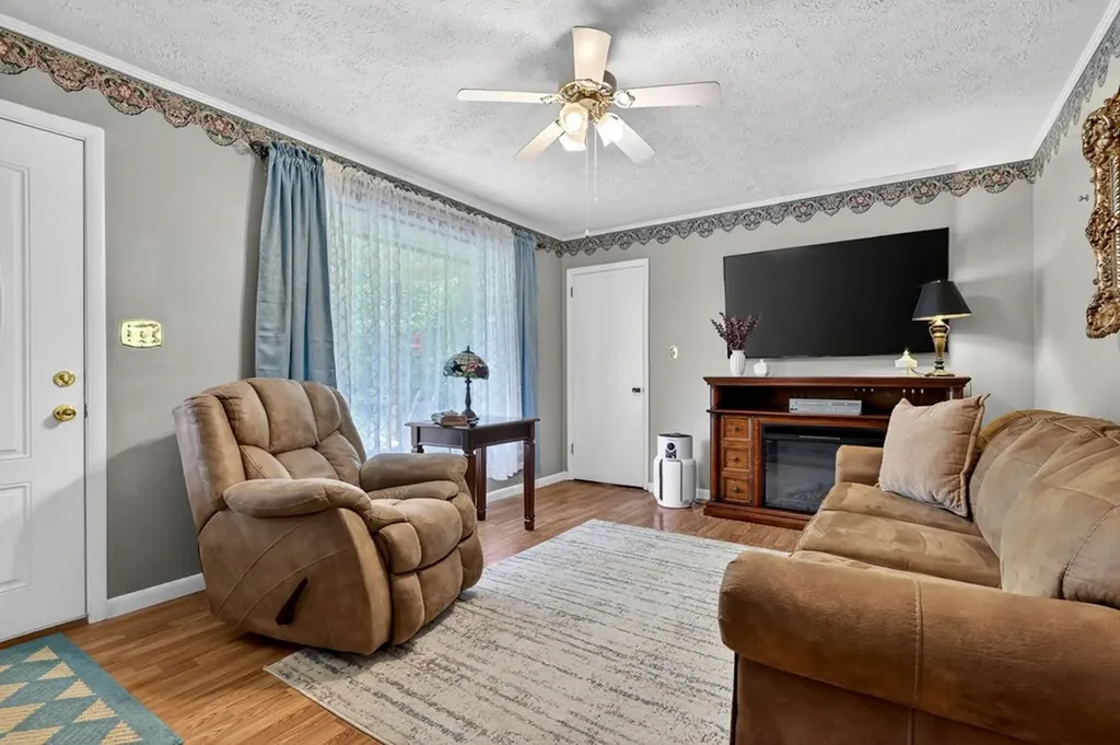 194 Meadowbrook Circle Livingston TN 38570
