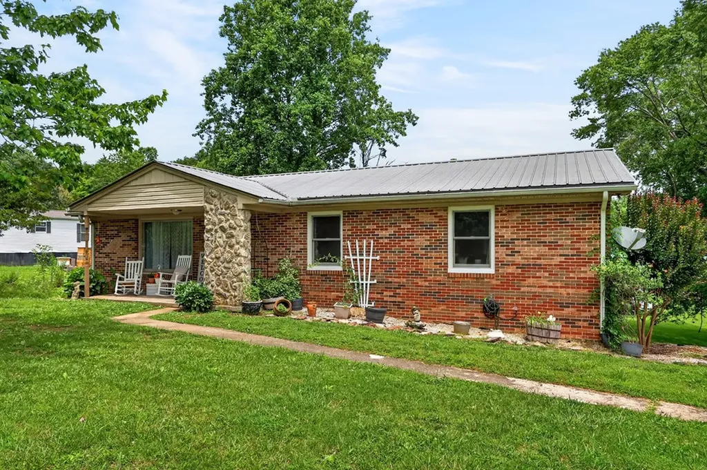 194 Meadowbrook Circle Livingston TN 38570