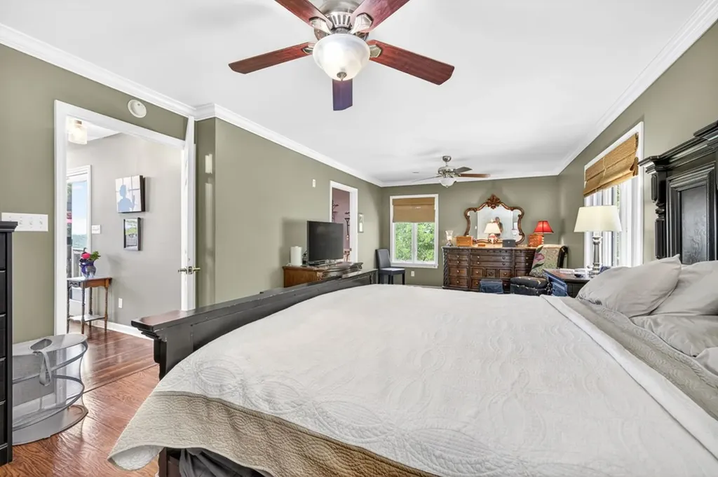 2051 Scenic View Court Byrdstown TN 38549
