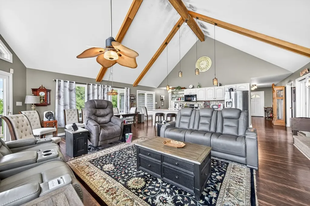 2051 Scenic View Court Byrdstown TN 38549