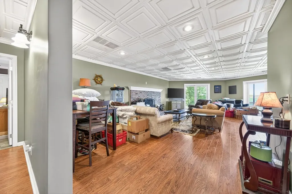 2051 Scenic View Court Byrdstown TN 38549