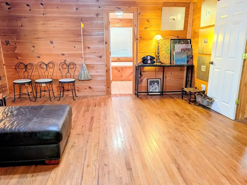 16938 N Highway 70 Monterey TN 38574