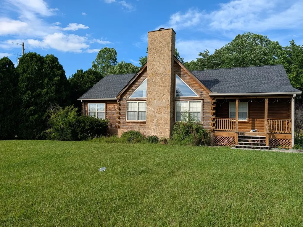 16938 N Highway 70 Monterey TN 38574