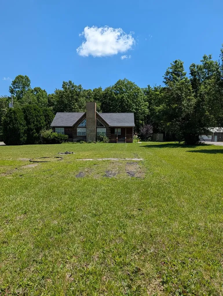 16938 N Highway 70 Monterey TN 38574