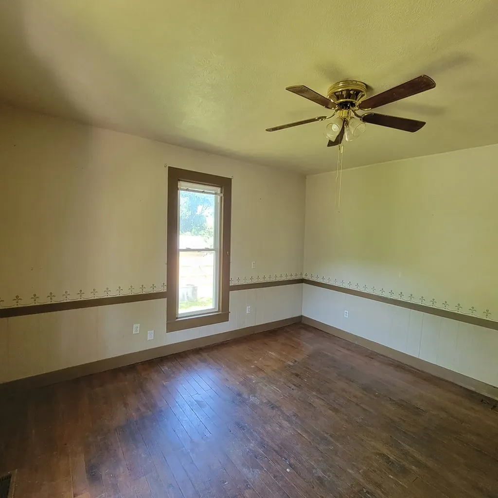 504 Evans Street Livingston TN 38570