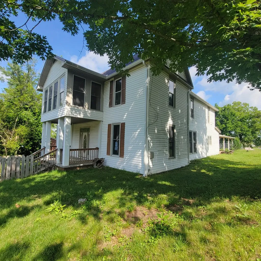 504 Evans Street Livingston TN 38570