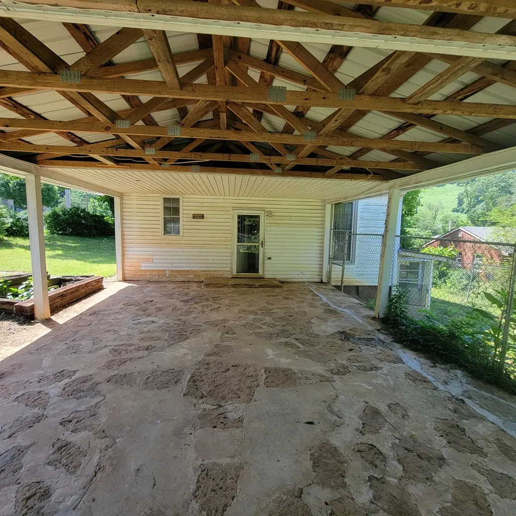 504 Evans Street Livingston TN 38570