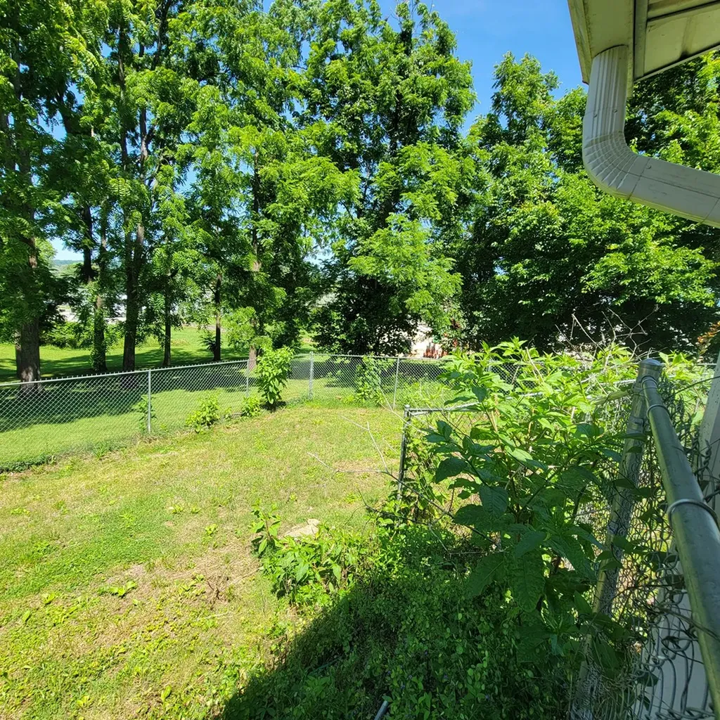 504 Evans Street Livingston TN 38570