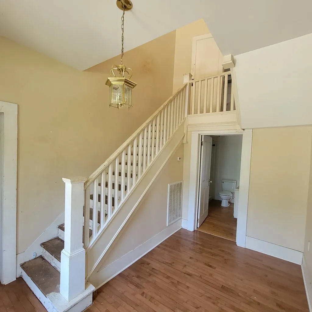 504 Evans Street Livingston TN 38570