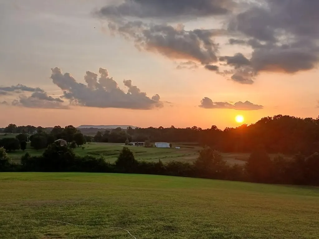 156 Bessie Gribble Road Smithville TN 37166