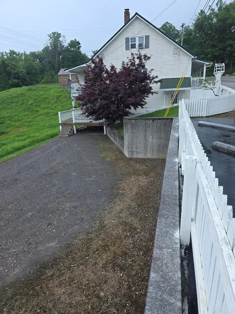 7576 Clay County Highway Moss TN 38575