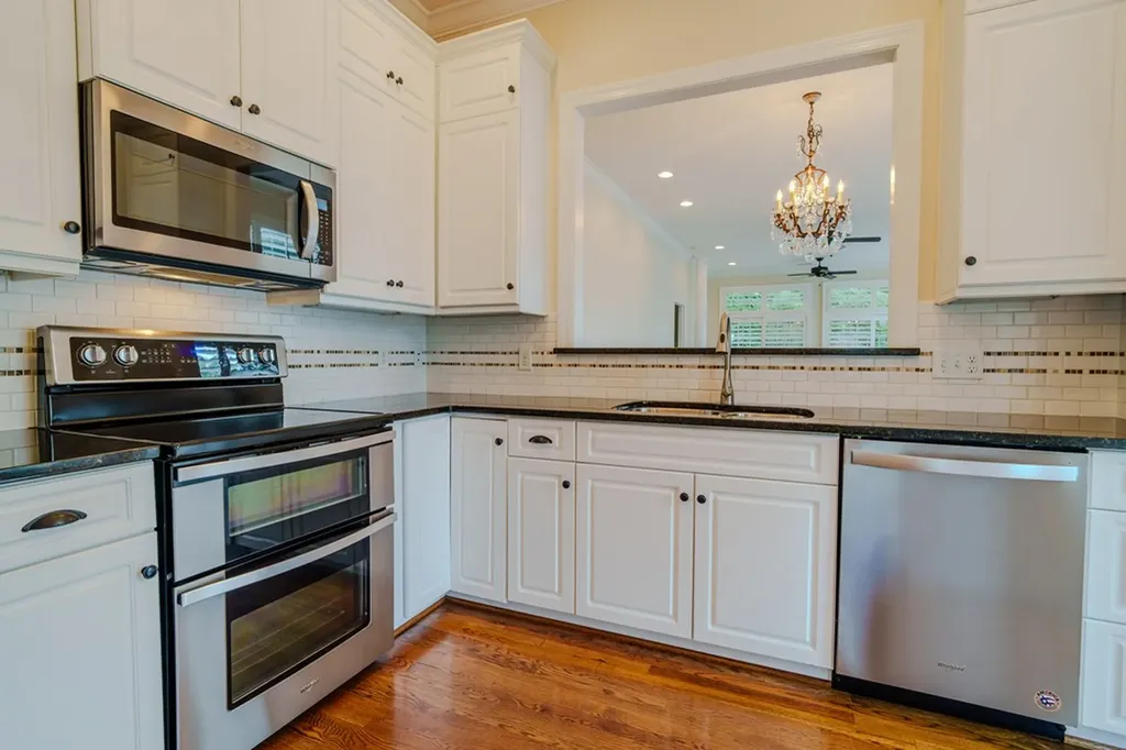 712 Maple Point Drive Cookeville TN 38501-7002