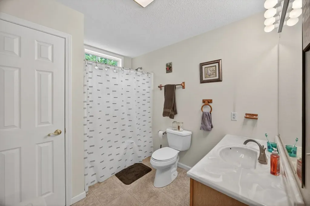 4024 Chica Road Crossville TN 38572