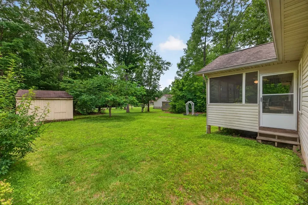 4024 Chica Road Crossville TN 38572