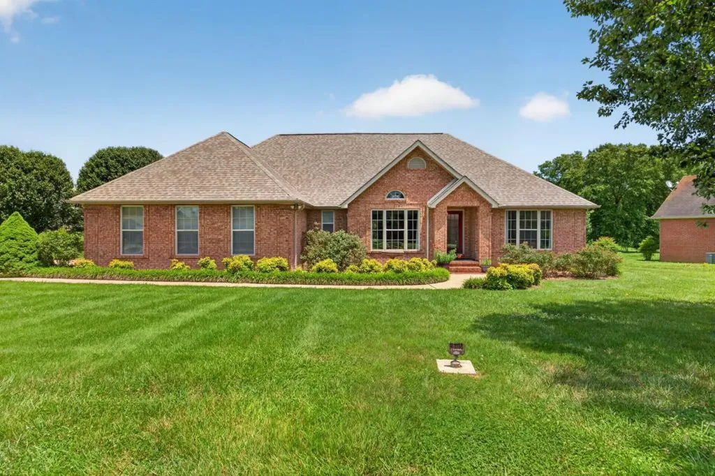205 Hearthstone Drive Sparta TN 38583