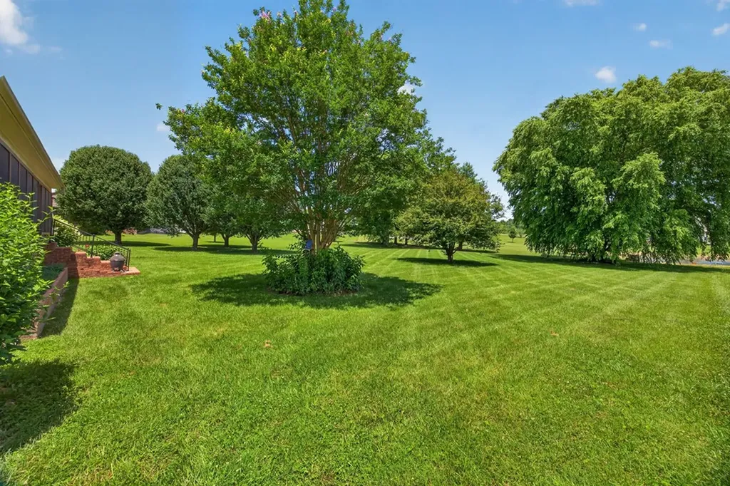 205 Hearthstone Drive Sparta TN 38583