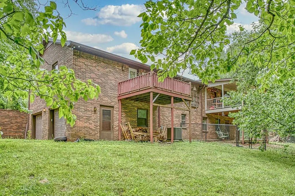 3847 Post Oak Circle Cookeville TN 38506