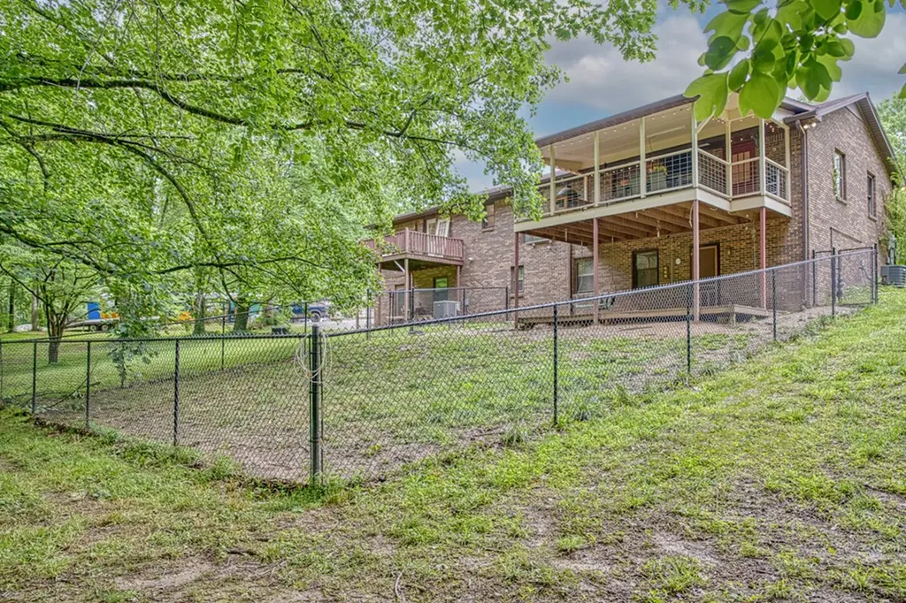 3847 Post Oak Circle Cookeville TN 38506