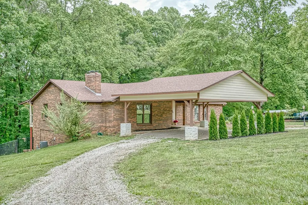 3847 Post Oak Circle Cookeville TN 38506