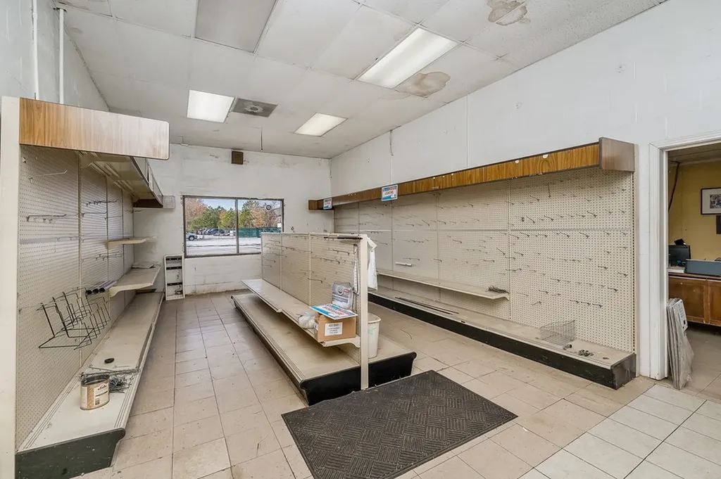 1470 S Jefferson Avenue Cookeville TN 38501