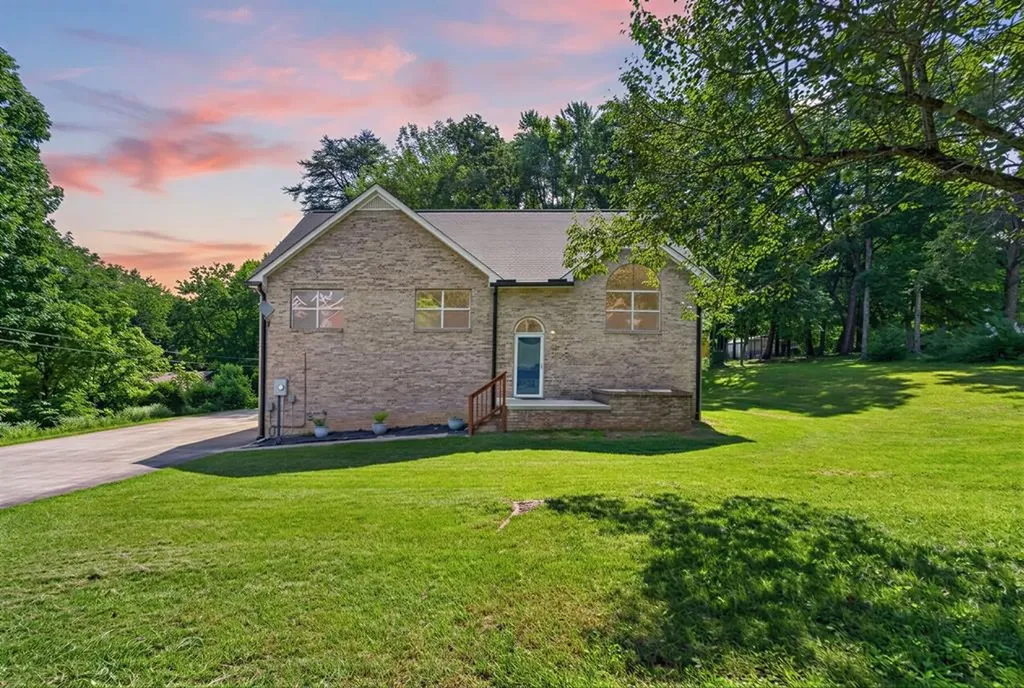 163 Big Springs Circle Cookeville TN 38501