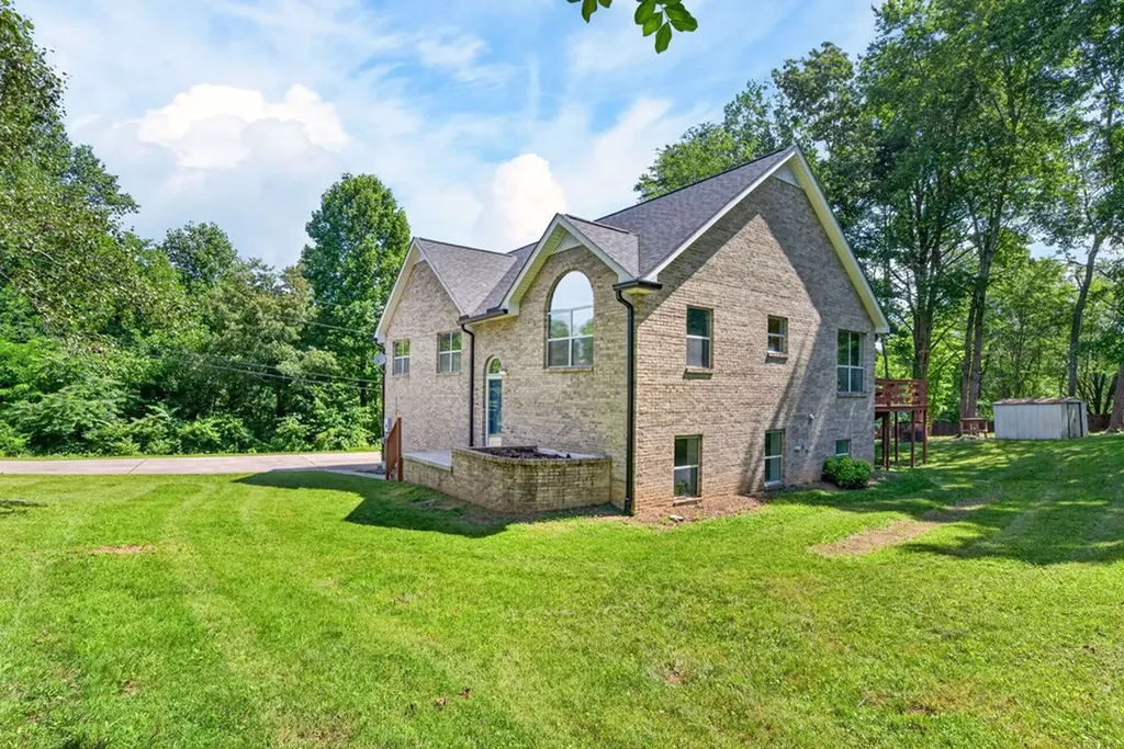 163 Big Springs Circle Cookeville TN 38501