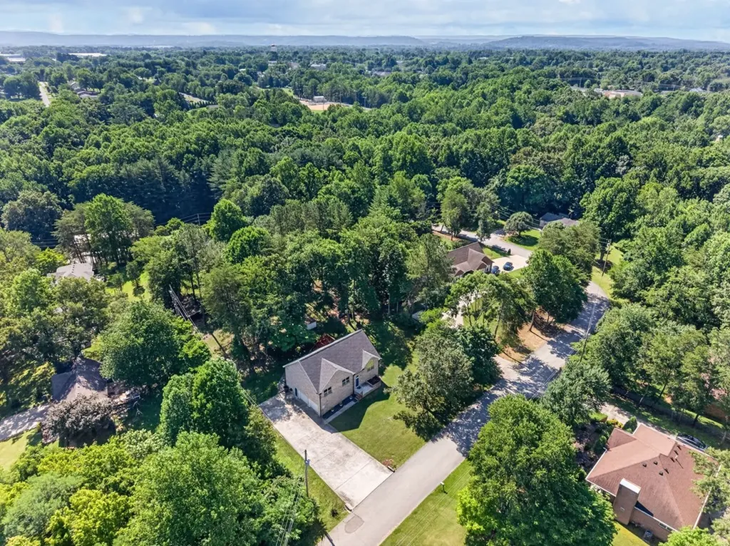 163 Big Springs Circle Cookeville TN 38501