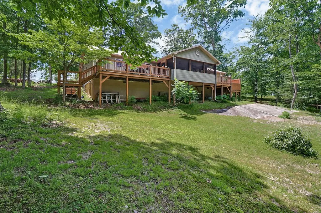 68 Boone Dock Road Jamestown TN 38556