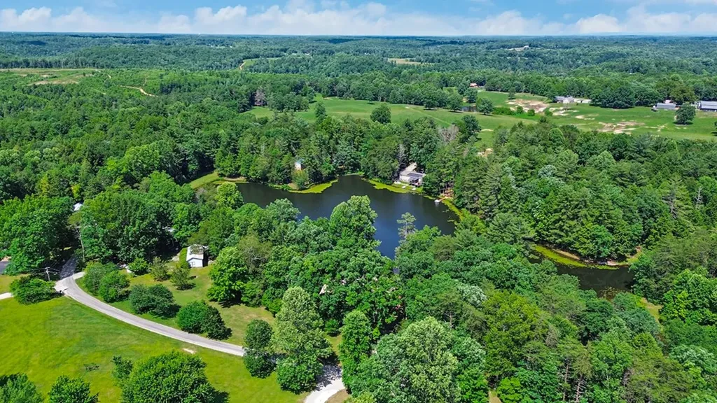68 Boone Dock Road Jamestown TN 38556