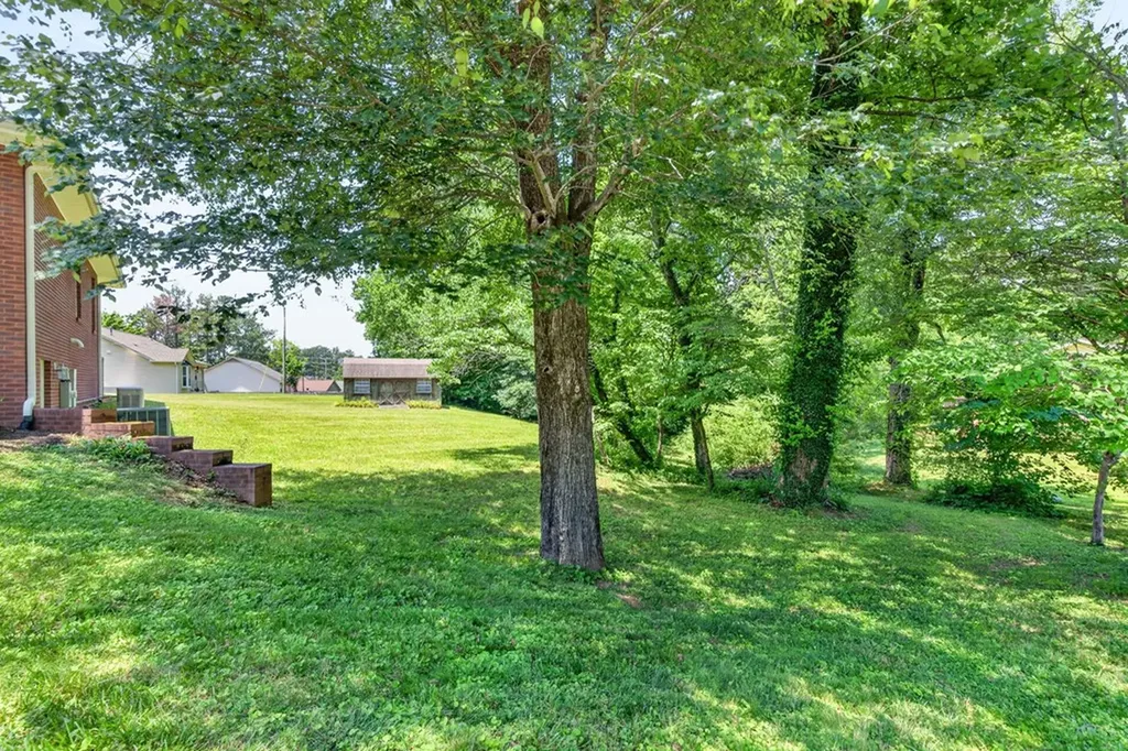 1156 Beam Street Cookeville TN 38501