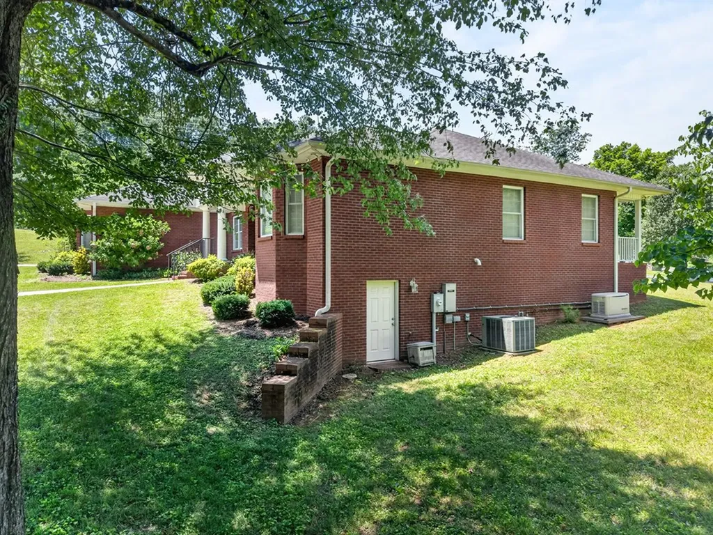 1156 Beam Street Cookeville TN 38501