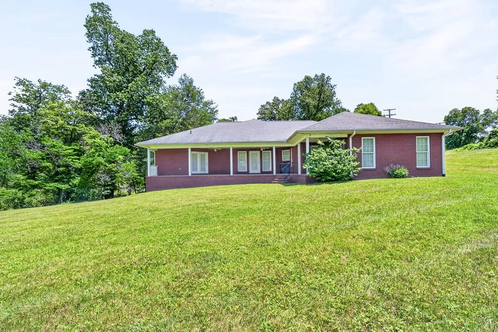 1156 Beam Street Cookeville TN 38501
