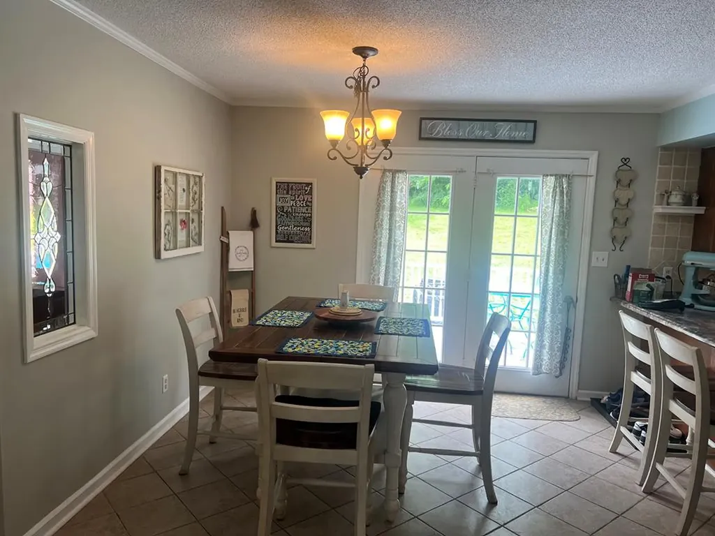 1757 Meadow Wood Drive Cookeville TN 38506