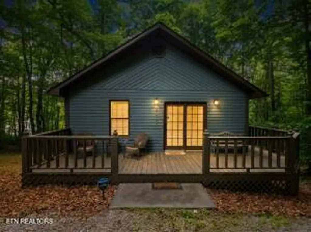 1518 Perimeter Drive Jamestown TN 38556-6128