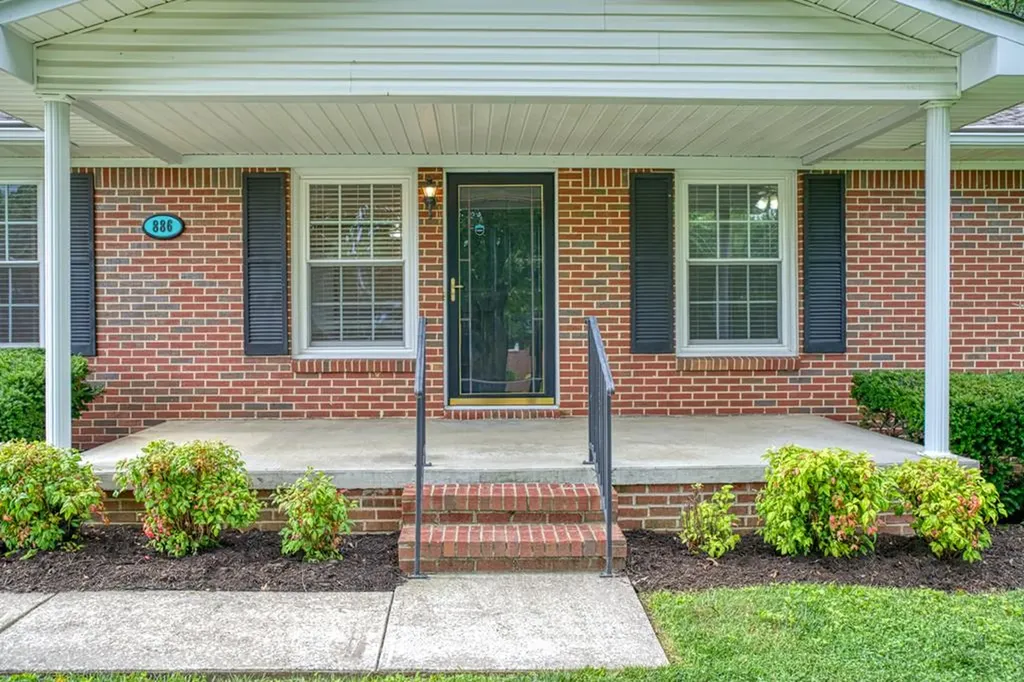 886 Fairground Street Cookeville TN 38501