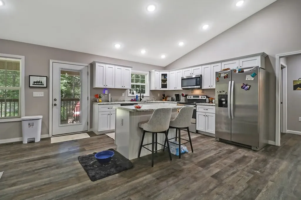 122 Jay Loop Jamestown TN 38556