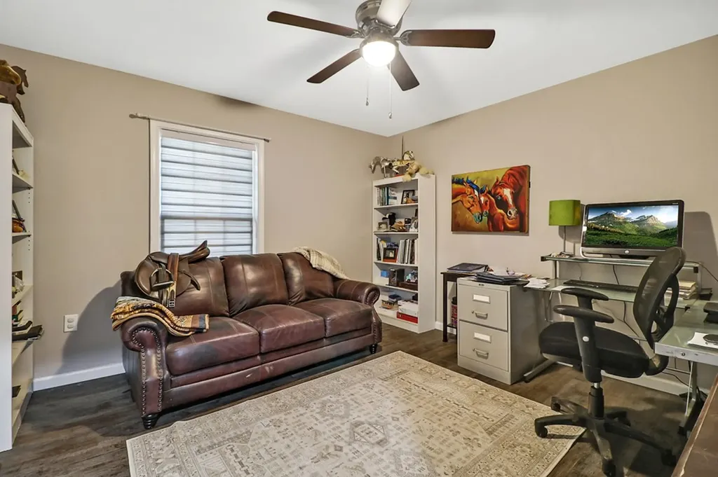 122 Jay Loop Jamestown TN 38556