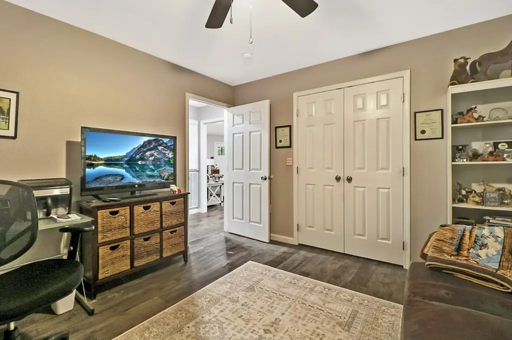 122 Jay Loop Jamestown TN 38556