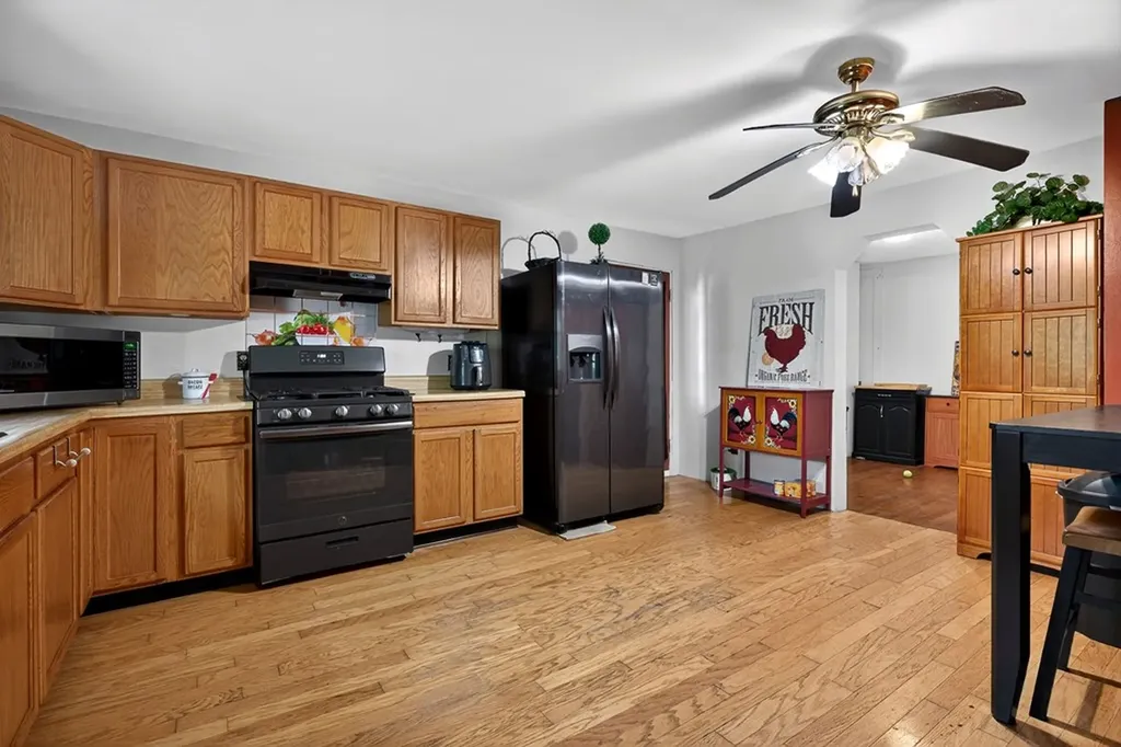 747 Hunting Creek Road Whitleyville TN 38588