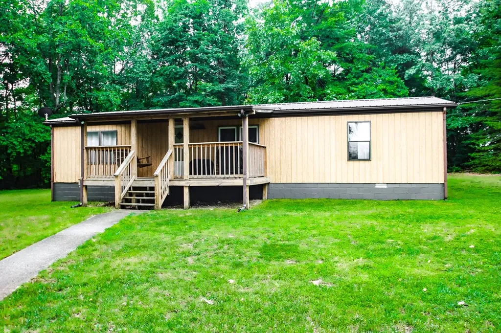 541 Toy Slatten Road Sparta TN 38583