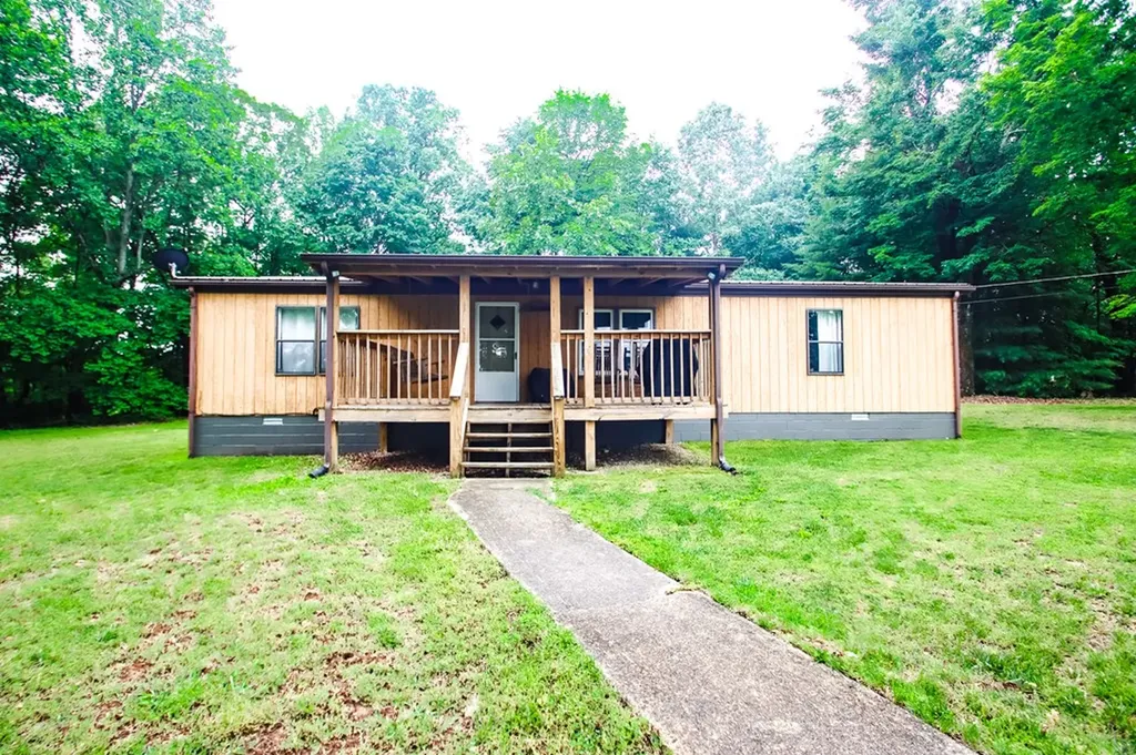 541 Toy Slatten Road Sparta TN 38583