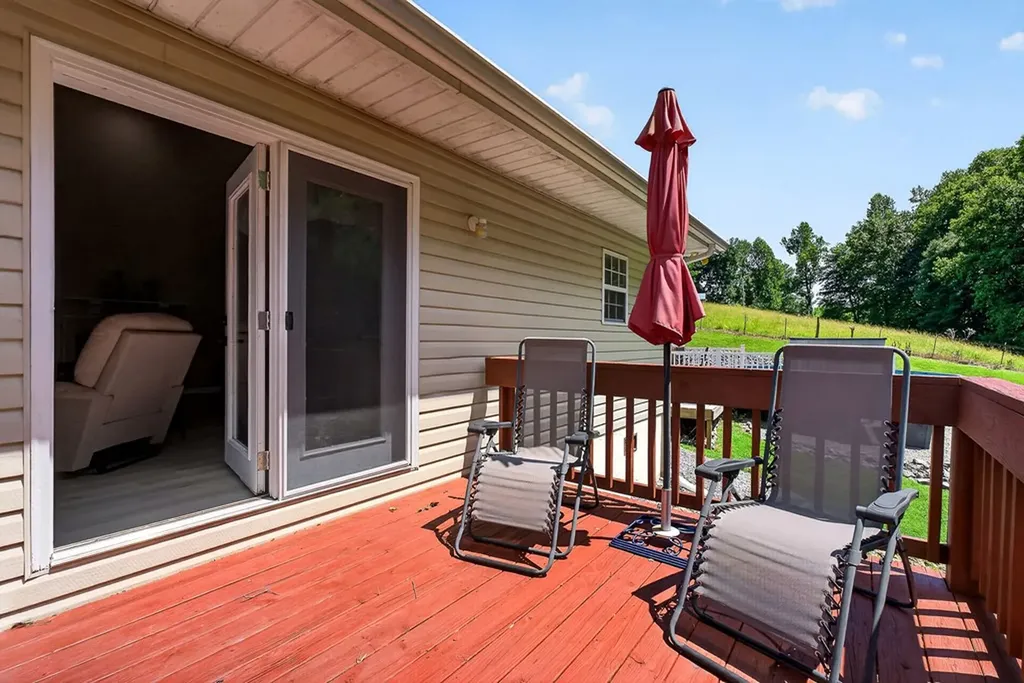 1344 Shepardsville Highway Granville TN 38564