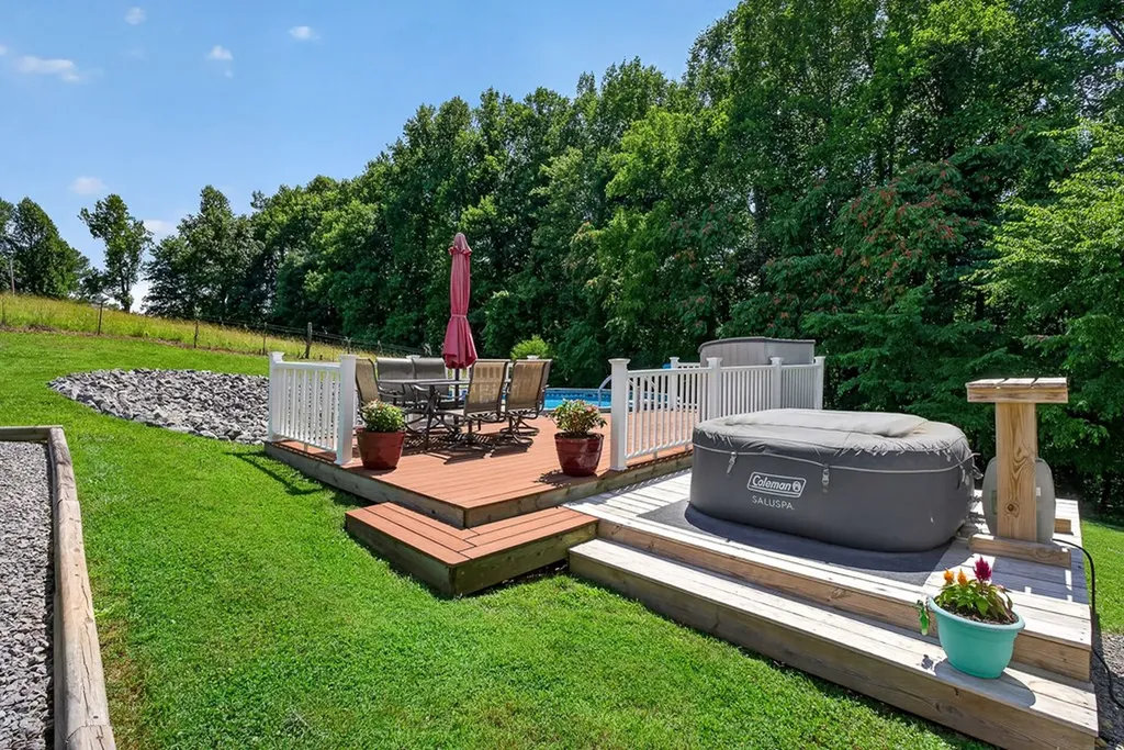 1344 Shepardsville Highway Granville TN 38564