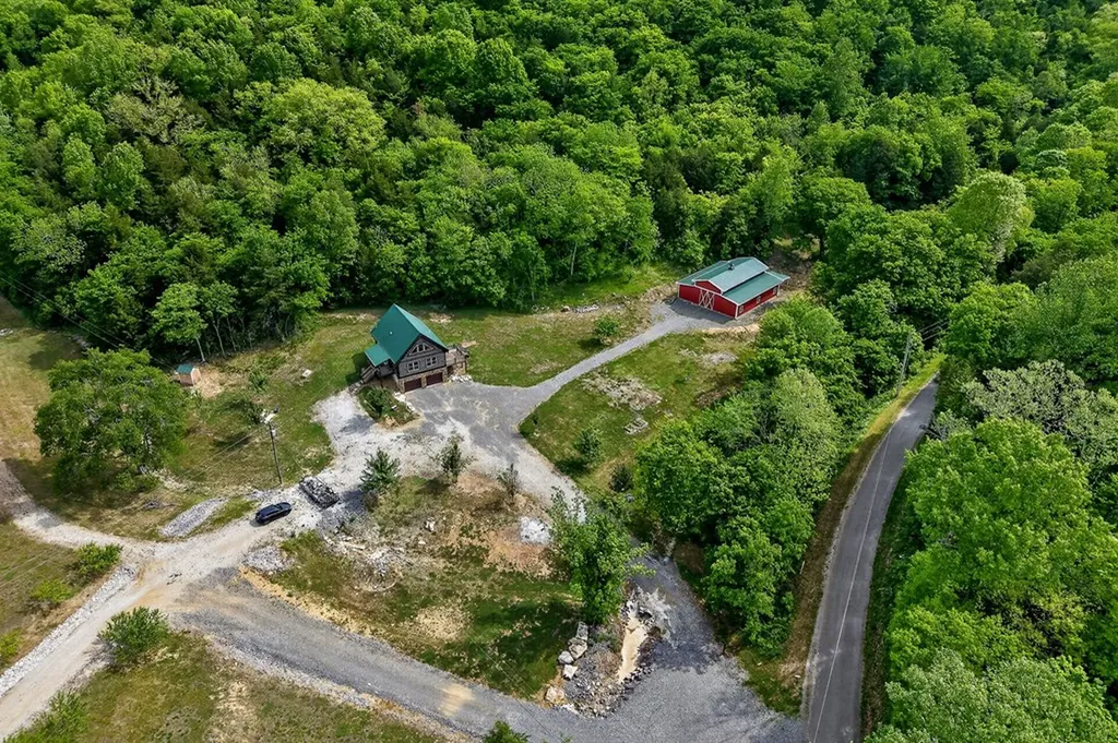 4830 Ensor Hollow Road Buffalo Valley TN 38548