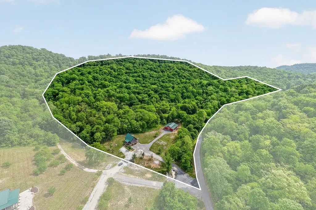 4830 Ensor Hollow Road Buffalo Valley TN 38548