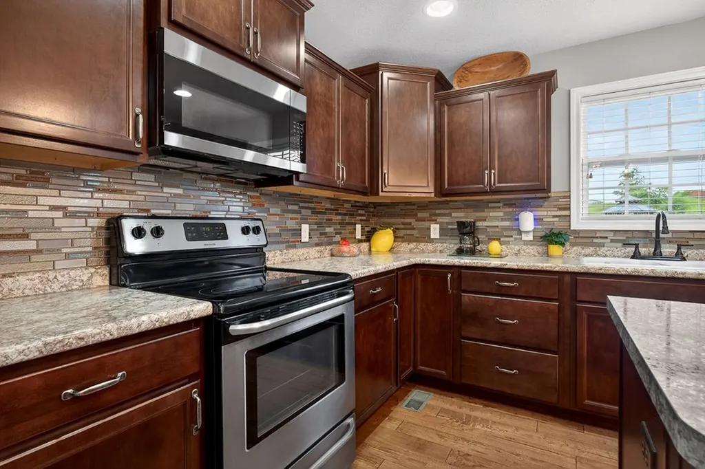 1581 Bay View Drive Cookeville TN 38506