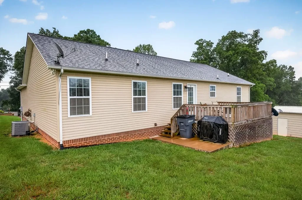 1581 Bay View Drive Cookeville TN 38506