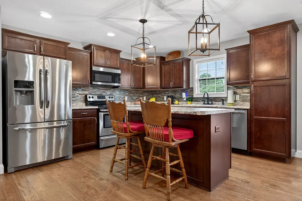 1581 Bay View Drive Cookeville TN 38506